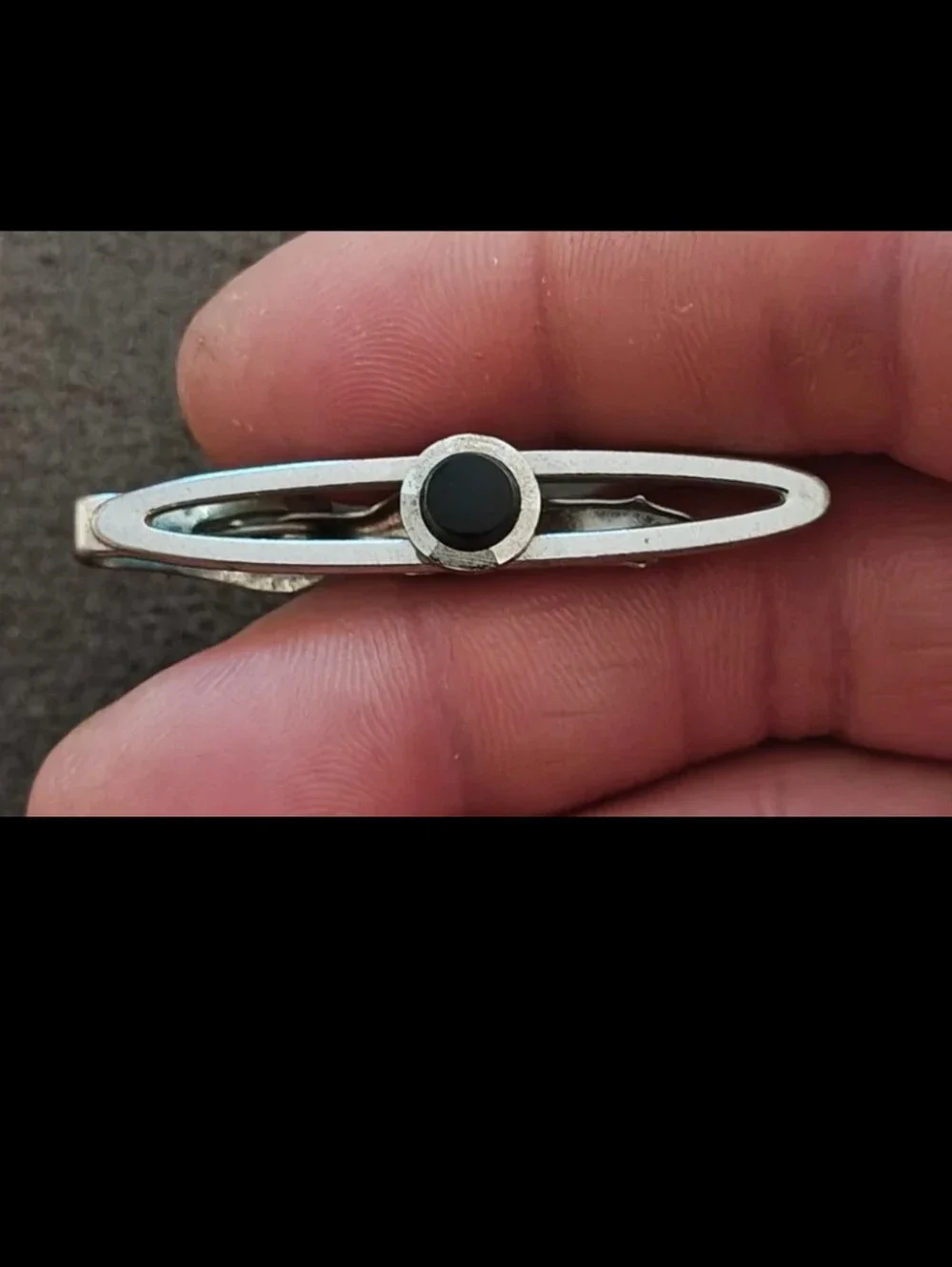 1950s/60s Swank Open Frame With a Circular Black Onyx Stone Center Tie Clip